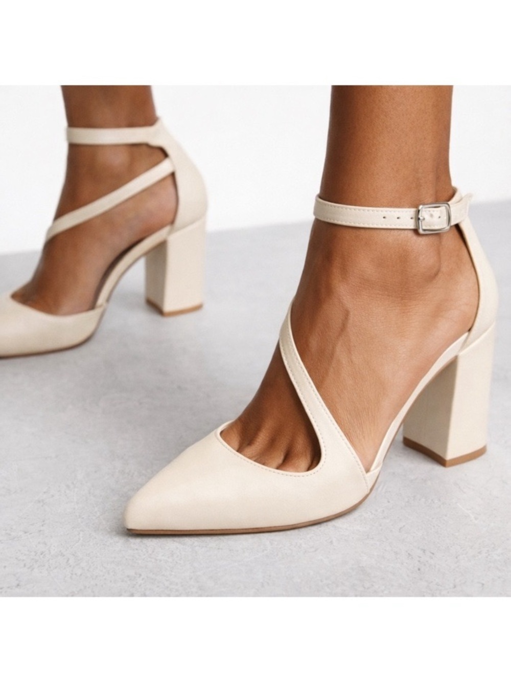 London Rebel Ivory Leather Block Heel Shoes | Bridal | Wide Fit | Size 9.5 Cream